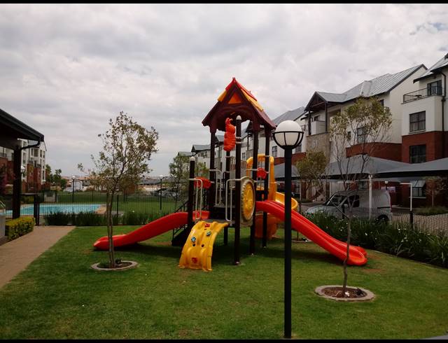 3 BEDROOM APARTMENT FOR SALE IN GREENSTONE HILL